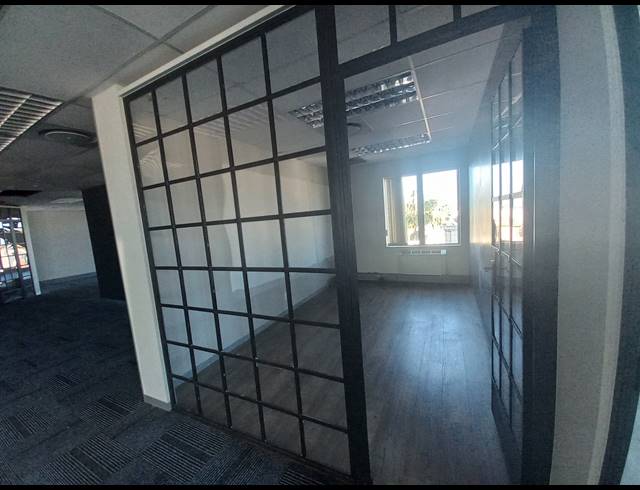 280M² OFFICE TO LET IN CENTURY CITY